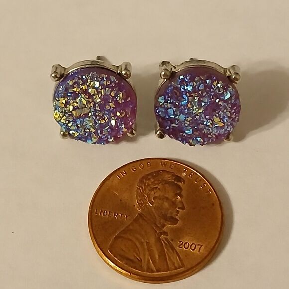 Iridescent Purple Shiny Faux Druzy Crystal Jewel Stud Earrings - Picture 2 of 8